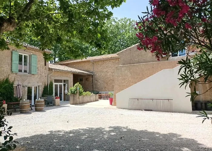 Domaine Le Piboul بيت للعطل *